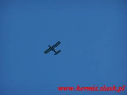 Spadochroniarze w Chudowie, An-12